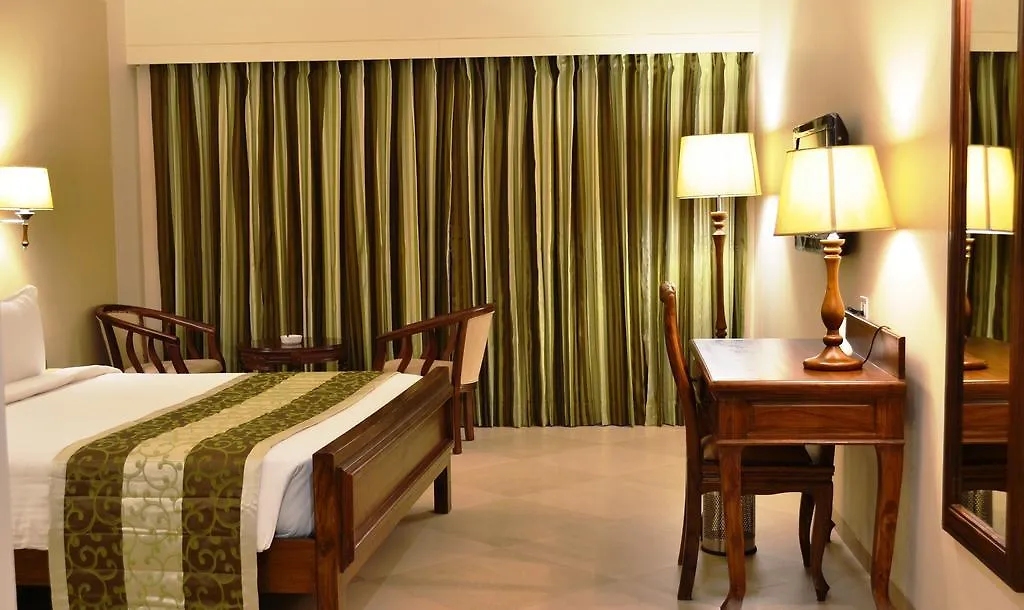 Uday Suites - The Airport Hotel Thiruvananthapuram 4*,  Indien