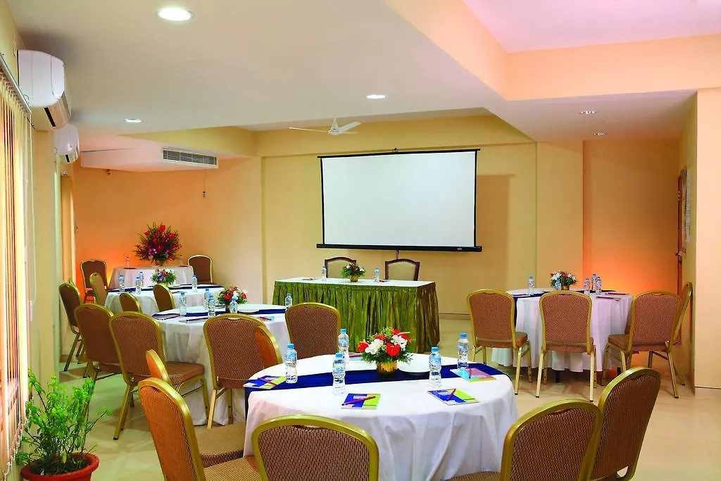 ****  Uday Suites - The Airport Hotel Thiruvananthapuram Índia