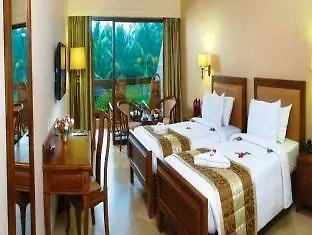 Uday Suites - The Airport Hotel Thiruvananthapuram 4*,