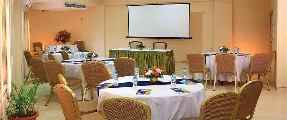 ****  Uday Suites - The Airport Hotel Thiruvananthapuram Inde