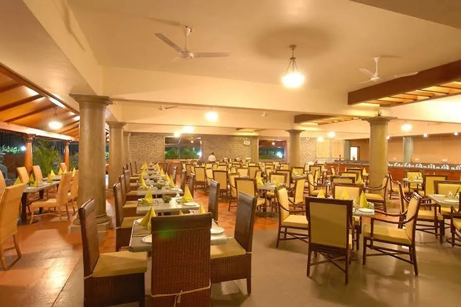 Uday Suites - The Airport Hotel Thiruvananthapuram 4*,
